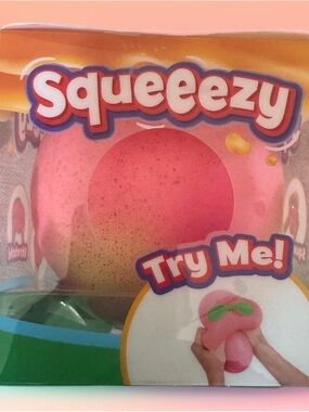 Viral Sunny Days Squeezy Peach